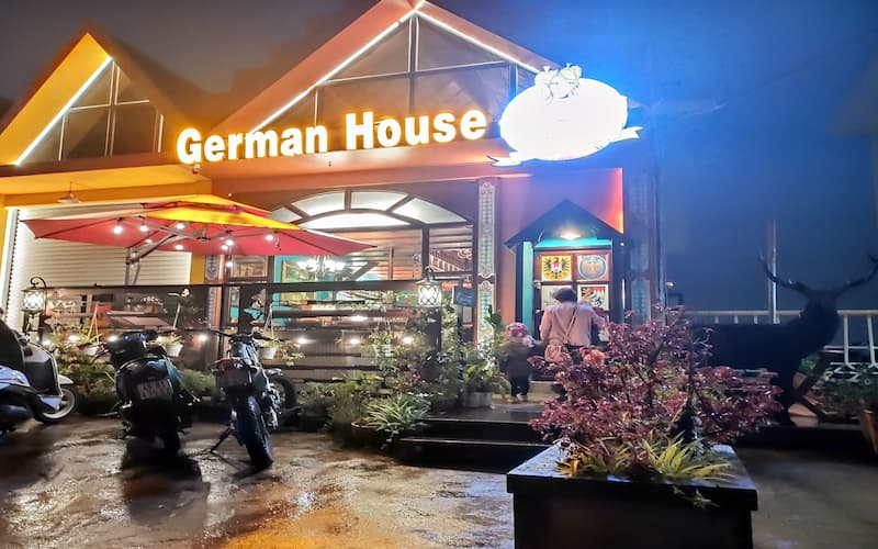ダラットで本格ドイツ料理とドラフトビールを堪能~German Beer House Dalatレストラン~